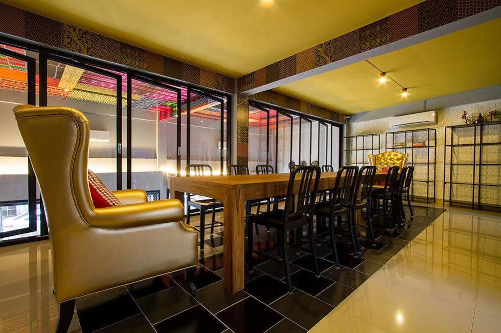 Everyday Bangkok Hostel Εξωτερικό φωτογραφία
